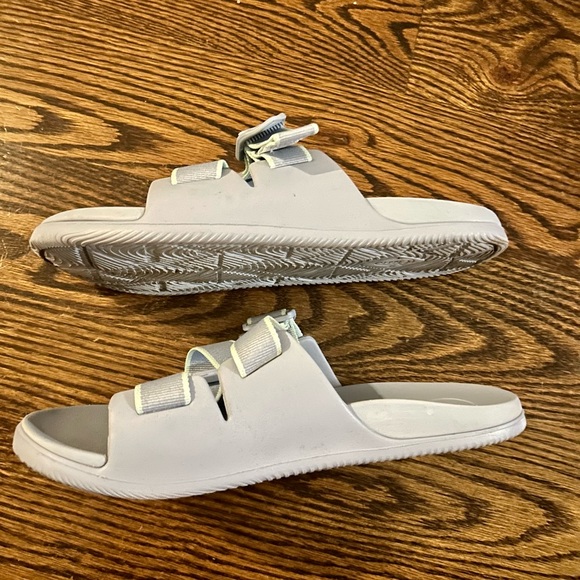 Chaco Women’s Chillos Slide Size 10- great condition - Picture 6 of 8